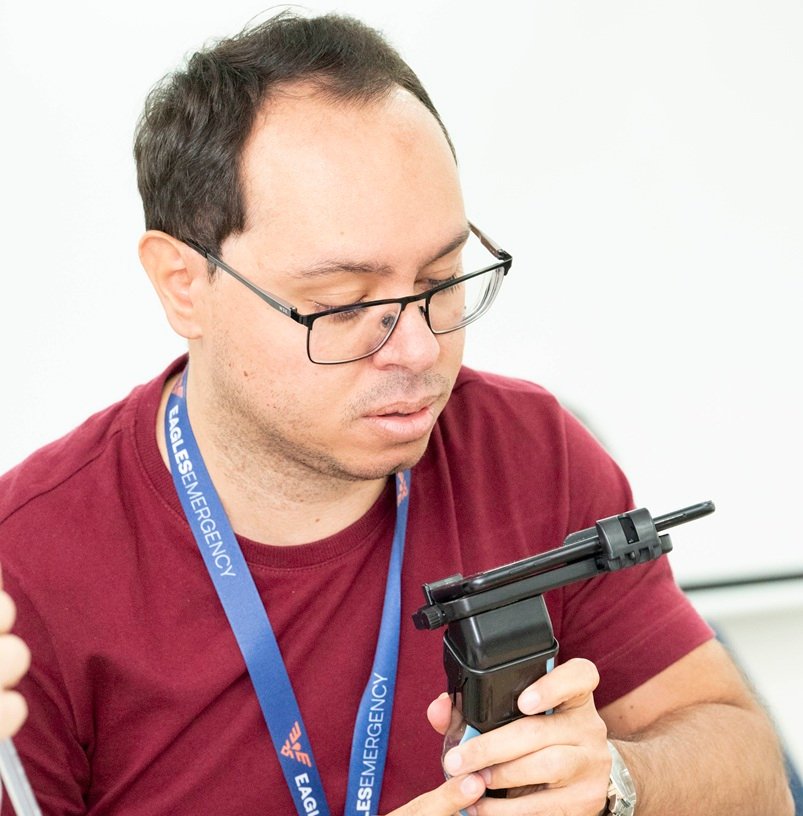 Dr. André Borges